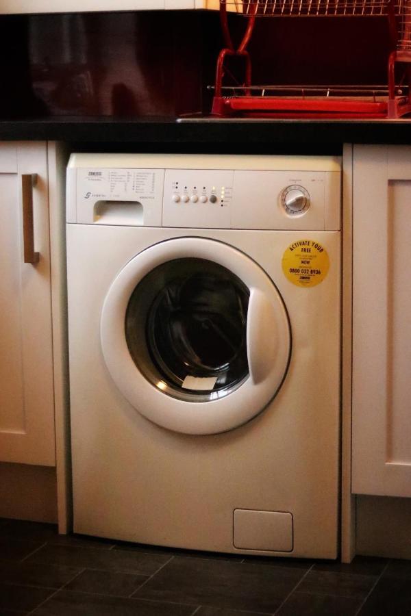 The Granite City - Modern City Centre Apartment Aberdeen Bagian luar foto