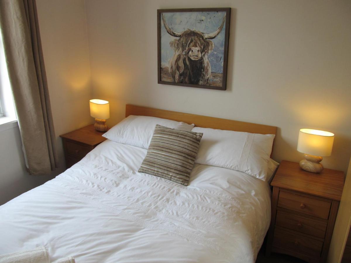 The Granite City - Modern City Centre Apartment Aberdeen Bagian luar foto